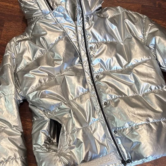 Stylish Silver Kids Puffer Jacket - Picture 3 of 5